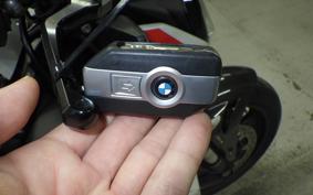 BMW M1000R 2023