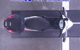 SUZUKI GP125 FC25E