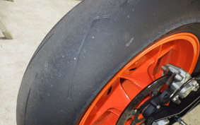 KTM 890 DUKE R 2020