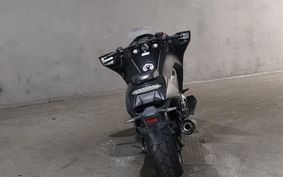 HONDA NM4 VULTUS -01 RC82