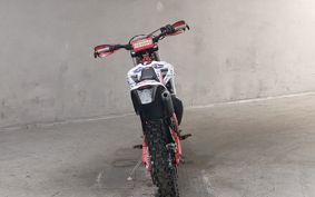 OTHER  BETA  CROSS  TRAY NA-250 ..