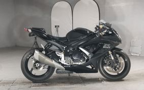 SUZUKI GSX-R600 CV111