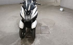 YAMAHA TRICITY 125 SE82J