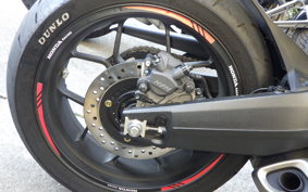 HONDA CBR650R E-Clutch 2025 RH17