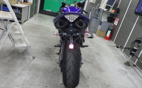 YAMAHA YZF-R1 2004