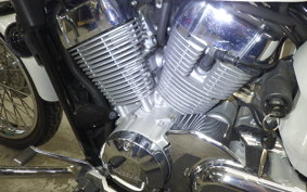 HONDA SHADOW 400 CUSTOM 2009 NC45