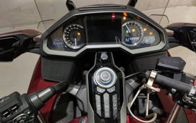 HONDA GL1800 TOUR DCT SC79