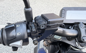 HONDA CB250R MC52