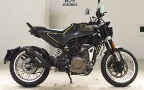 HUSQVARNA SVARTPILEN 401 2020