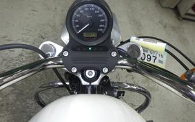 HARLEY XL883LI 2011