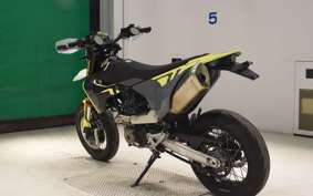 HUSQVARNA 701SM 2024
