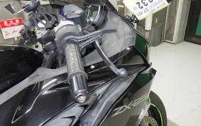 KAWASAKI ZX-25R ZX250E