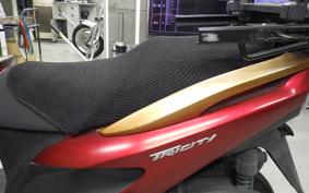 YAMAHA TRICITY 125 SE82J