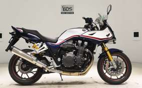 HONDA CB1300SB SUPER BOLDOR SP 2023 SC54