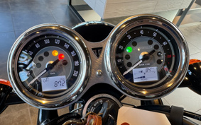TRIUMPH TRIUMPH BONNEVILLE T100 2022 DAD70G