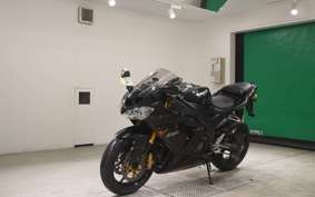 KAWASAKI ZX 10 NINJA R 2004 ZXT00C