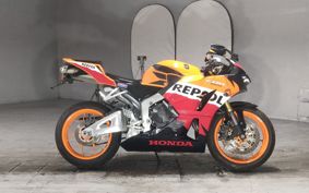 HONDA CBR600RR 2013 PC40