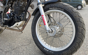 YAMAHA TW225 DG09J