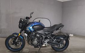 TRIUMPH TRIUMPH  TRIDENT 660 LGL10U