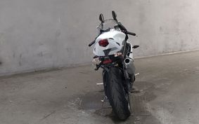 TRIUMPH TRIUMPH DAYTONA675R TTA14F