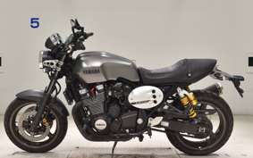 YAMAHA XJR1300 C 2017