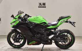 KAWASAKI ZX-25R ZX250E
