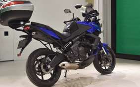 KAWASAKI VERSYS 650 2013