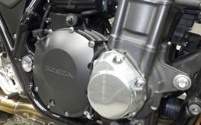 HONDA CB1300SB SUPER BOLDOR 2018 SC54