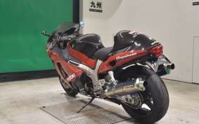SUZUKI GSX-1300R HAYABUSA 2002