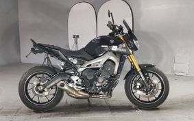 YAMAHA MT-09 RN34J