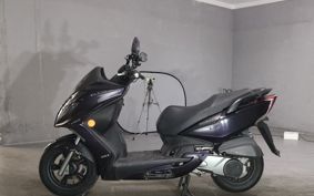 KYMCO G-Dink250 ..