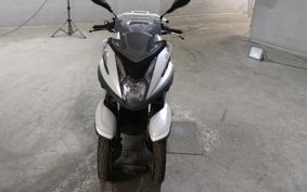 YAMAHA TRICITY 125 SE82J