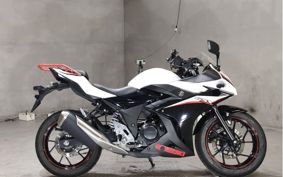 SUZUKI GSX250R DN11A