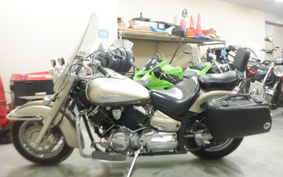 YAMAHA DRAGSTAR 1100 CLASSIC 2002 VP13J