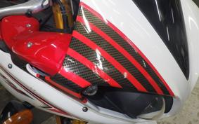 YAMAHA YZF-R1 2010
