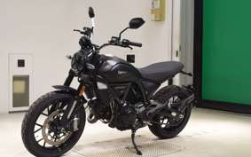 DUCATI SCRAMBLER ICON 2025