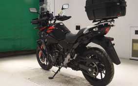 SUZUKI Vｽﾄﾛｰﾑ250A