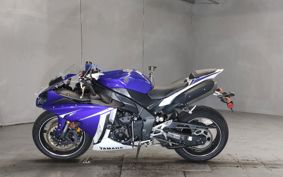 YAMAHA YZF-R1 RN23