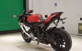 YAMAHA YZF-R1 2018