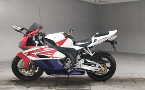 HONDA CBR1000RR SC57
