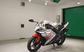 YAMAHA YZF-R125 2023