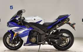 YAMAHA YZF-R1 2016