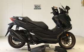 HONDA FORZA 250 MF17