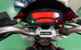 DUCATI  DUCATI  MONSTAR M696 PLUS  2012 ZDMM500AABB