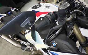 BMW S1000R 2023