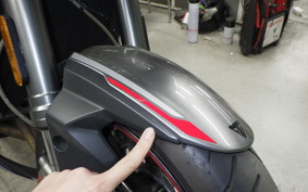 TRIUMPH STREET TRIPLE RS 2021