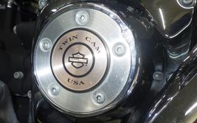 HARLEY FXDL 1580 2016