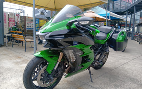 KAWASAKI NINJA H2 SX 2018 ZXT02A