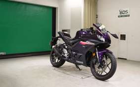 YAMAHA YZF-R25 A 2011 RG74J