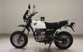 HONDA APE 100 HC07